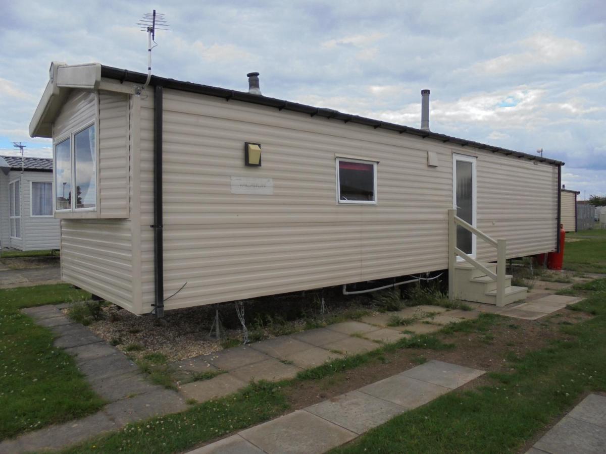 Kingfisher Vacation III 6 Berth 3 Bedrooms Close To Site Entrance Ingoldmells Exterior photo